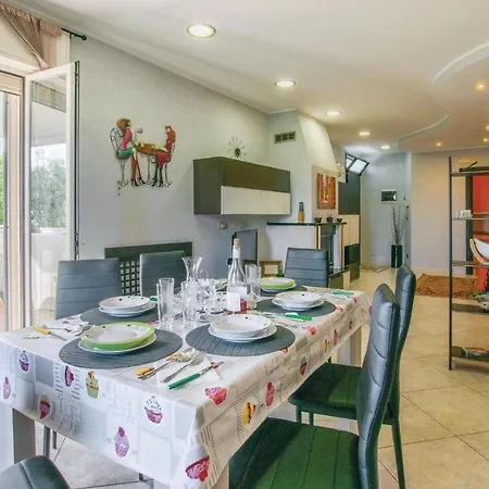 3 Bedroom In Apartment Bari